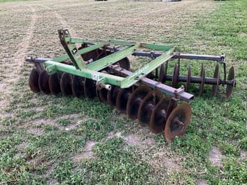Main image John Deere 105